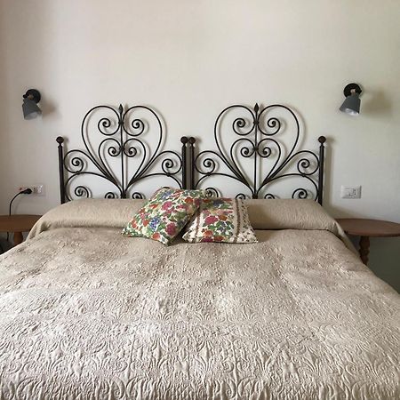 Agriturismo La Casa Delle Fate Loiri Porto San Paolo Exteriér fotografie