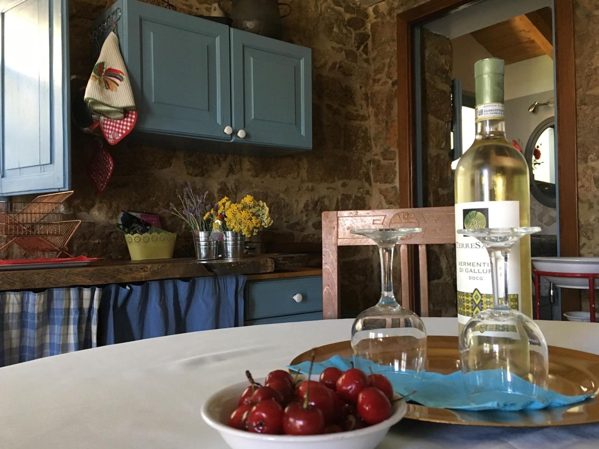 Agriturismo La Casa Delle Fate Loiri Porto San Paolo Exteriér fotografie