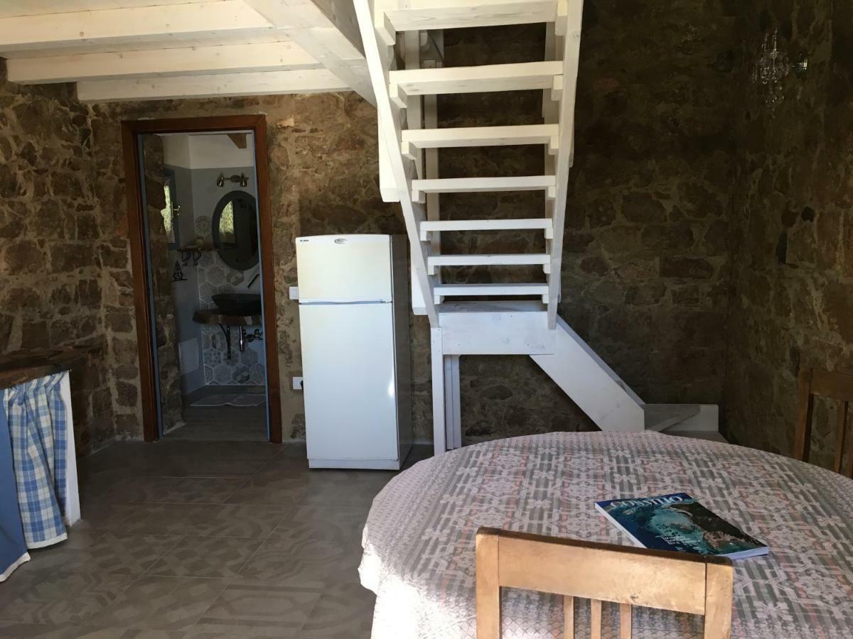 Agriturismo La Casa Delle Fate Loiri Porto San Paolo Exteriér fotografie